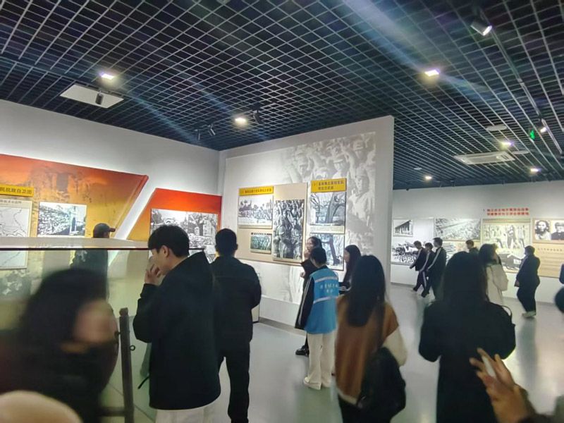 “緬懷英烈  致敬英雄” ——山東省菏澤藝術(shù)學(xué)校走進冀魯豫邊區(qū)紀念館
